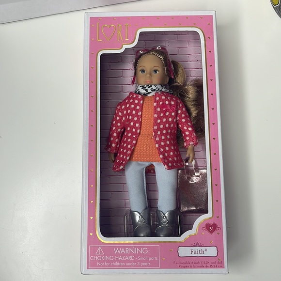 New Lori by Our Generation Faith 6 in Doll With Fall Weather Accessories - Picture 5 of 14